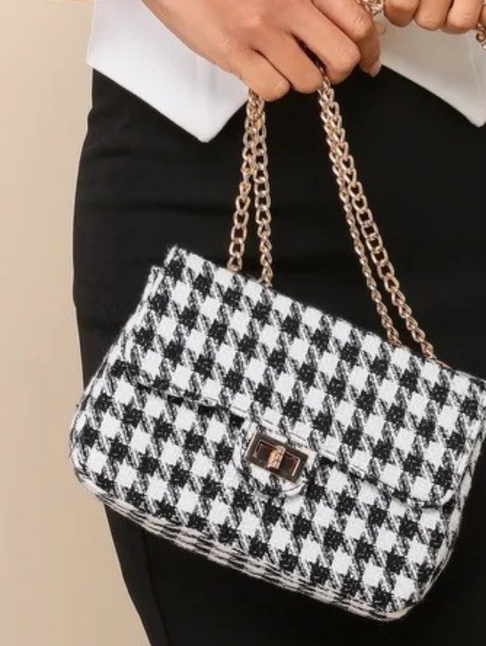 Urban Expressions Black and White Houndstooth Chain Shoulder Bag